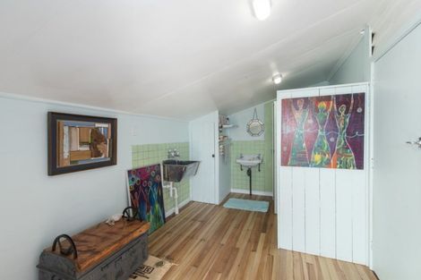 Photo of property in 19a Marine Parade South, Foxton Beach, Foxton, 4815