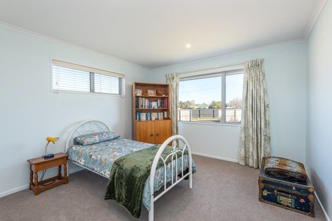 Photo of property in 27 Landy Street, Dallington, Christchurch, 8061