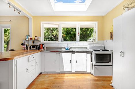 Photo of property in 9 Matai Street, Waiuku, 2123