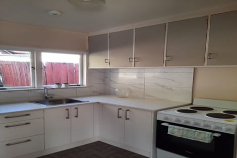 Photo of property in 2/168 Boundary Road, Blockhouse Bay, Auckland, 0600