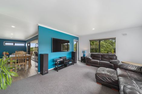 Photo of property in 12 Lacebark Drive, Kinloch, Taupo, 3377