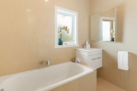 Photo of property in 11 Riddell Road, Glendowie, Auckland, 1071