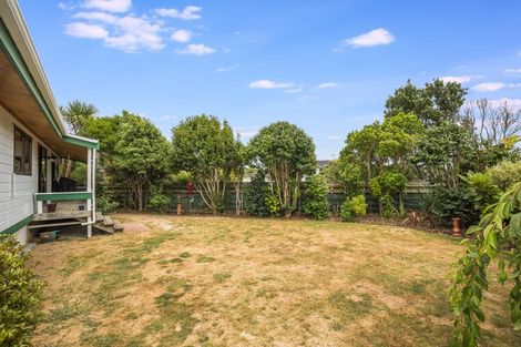 Photo of property in 15 James Cook Drive, Whitby, Porirua, 5024