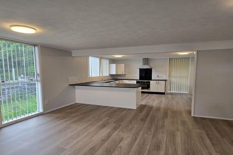 Photo of property in 9 Kerr Grove, Johnsonville, Wellington, 6037