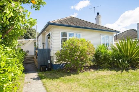 Photo of property in 16 Townley Street, Te Hapara, Gisborne, 4010