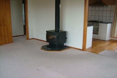 Photo of property in 77 Lake Road, Northcote, Auckland, 0627