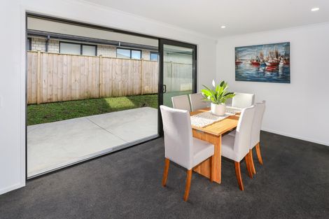 Photo of property in 15 Glenkirk Crescent, Pokeno, 2402