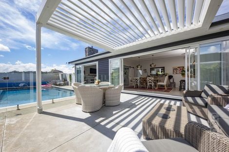 Photo of property in 22 The Landing, Riverhead, 0820