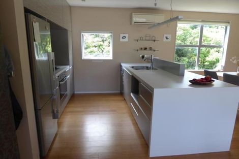 Photo of property in 42 Saddleback Grove, Karori, Wellington, 6012