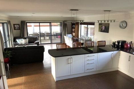 Photo of property in 3 Idris Court, The Gardens, Auckland, 2105