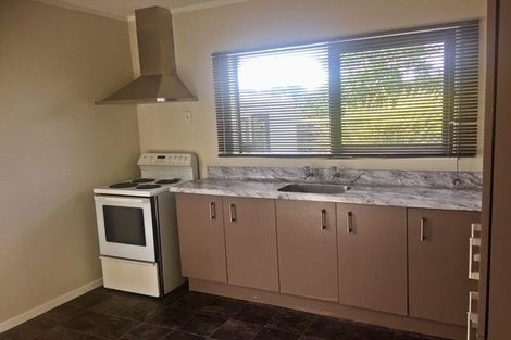 Photo of property in 7 Peter Hall Drive, Kelvin Grove, Palmerston North, 4414