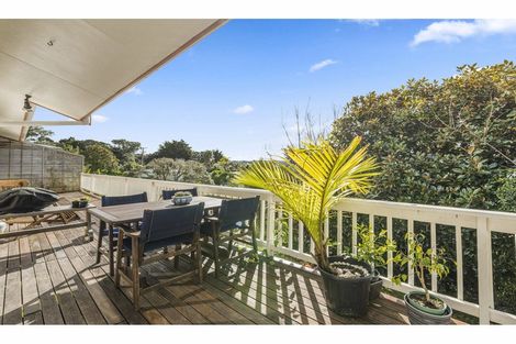 Photo of property in 9 Inca Place, Snells Beach, 0920