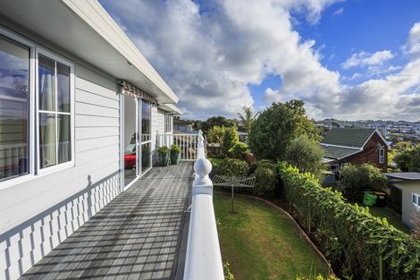 Photo of property in 1/42 Toroa Street, Torbay, Auckland, 0630