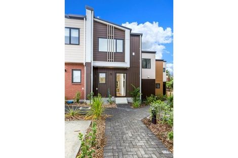 Photo of property in 15/26 Springvale Drive, Fairview Heights, Auckland, 0632