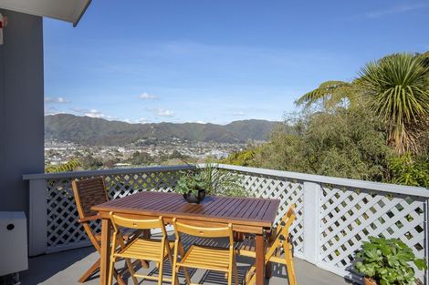Photo of property in 4 Sunshine Crescent, Kelson, Lower Hutt, 5010