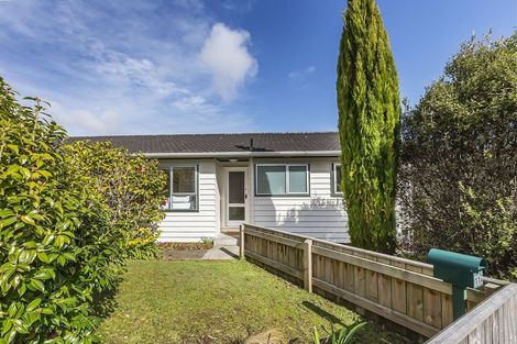 Photo of property in 11a Florio Terrace, Tawa, Wellington, 5028