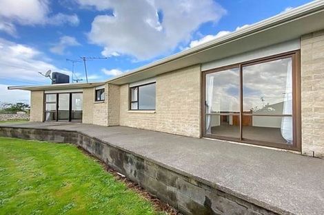 Photo of property in 54 Rona Road, Brixton, Waitara, 4382