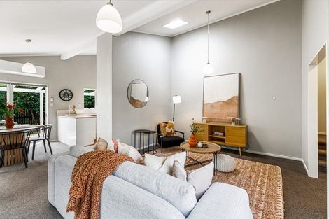 Photo of property in 3 Meynell Court, Glen Eden, Auckland, 0602