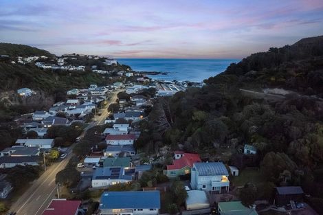 Photo of property in 97 Happy Valley Road, Owhiro Bay, Wellington, 6023