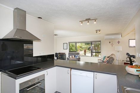 Photo of property in 41b Anzac Road, Pukekohe, 2120