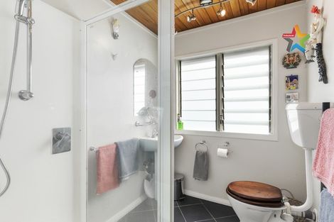 Photo of property in 25 Palm Grove, Belmont, Lower Hutt, 5010