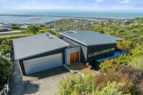 Photo of property in 5 Craigieburn Lane, Mount Pleasant, Christchurch, 8081