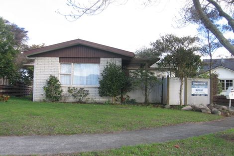 Photo of property in 3 Hinau Place, Cloverlea, Palmerston North, 4412