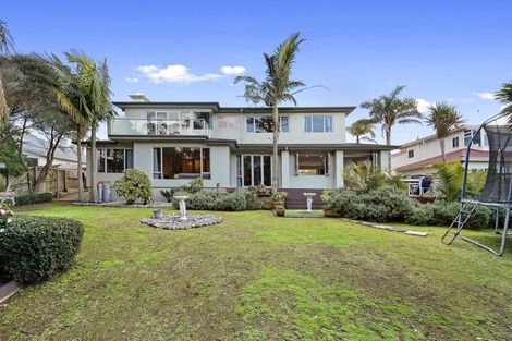 Photo of property in 11 Mistral Place, West Harbour, Auckland, 0618