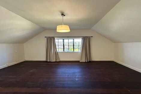 Photo of property in 4 Barton Terrace, Thorndon, Wellington, 6011