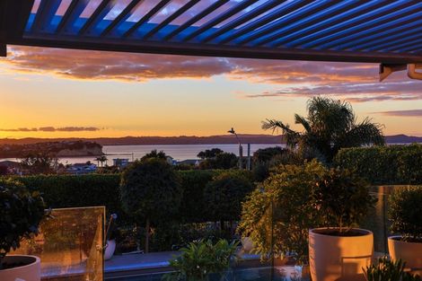 Photo of property in 63 Tiri Road, Manly, Whangaparaoa, 0930