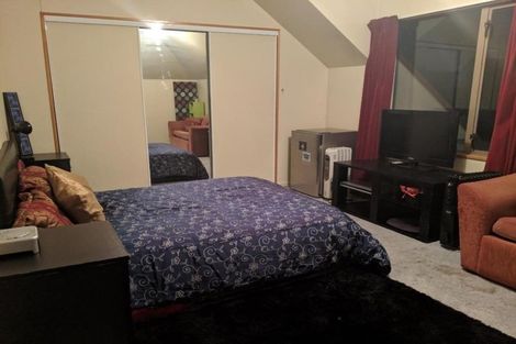 Photo of property in 52 Blue Gum Place, New Brighton, Christchurch, 8083