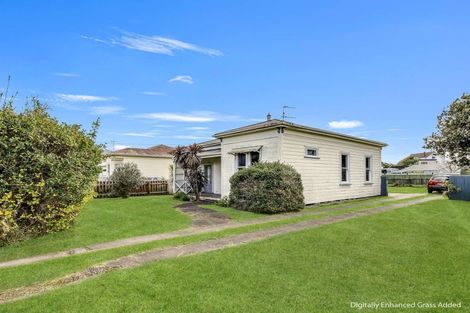Photo of property in 16 Bignell Street, Gonville, Whanganui, 4501
