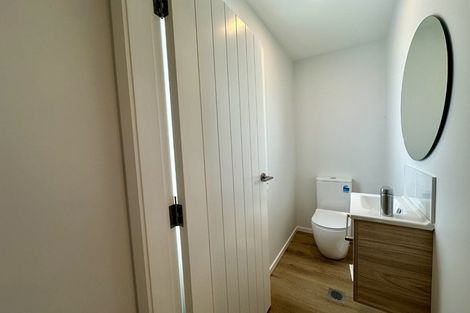 Photo of property in 17 Gibson Crescent, Naenae, Lower Hutt, 5011