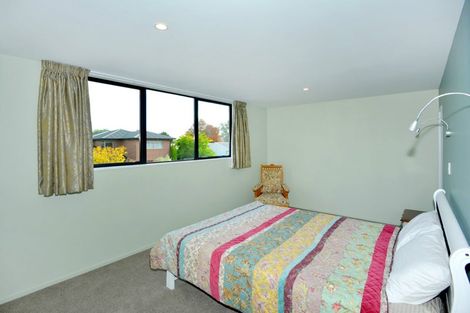 Photo of property in 41d Avonhead Road, Avonhead, Christchurch, 8042
