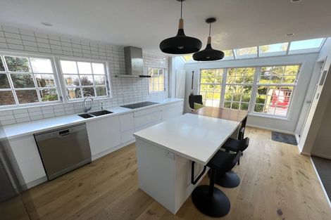 Photo of property in 66 Cashmere Avenue, Khandallah, Wellington, 6035