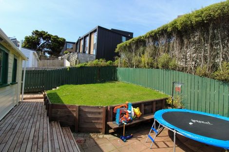 Photo of property in 25 Bombay Street, Ngaio, Wellington, 6035