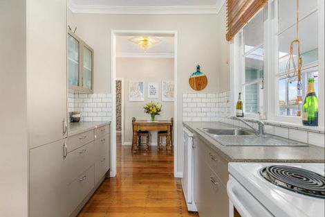 Photo of property in 68 Norbiton Road, Foxton, 4814