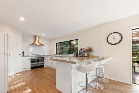 Photo of property in 20 Tatyana Place, Massey, Auckland, 0614