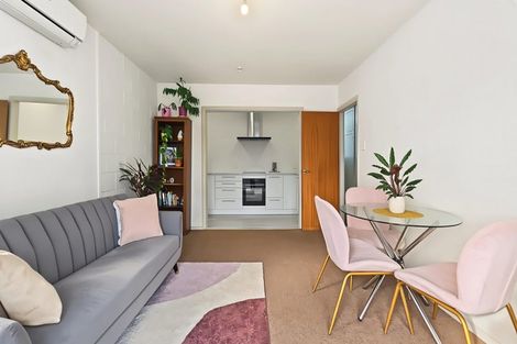 Photo of property in 4/81 Tennyson Street, Sydenham, Christchurch, 8023