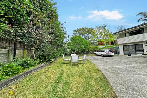 Photo of property in 1/20a Hauraki Road, Hauraki, Auckland, 0622