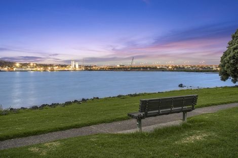 Photo of property in 1/11 Kiwi Esplanade, Mangere Bridge, Auckland, 2022