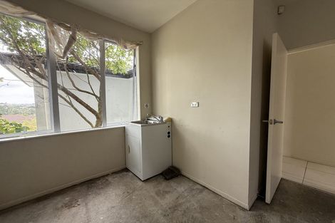 Photo of property in 18 Harrowglen Drive, Northcross, Auckland, 0632