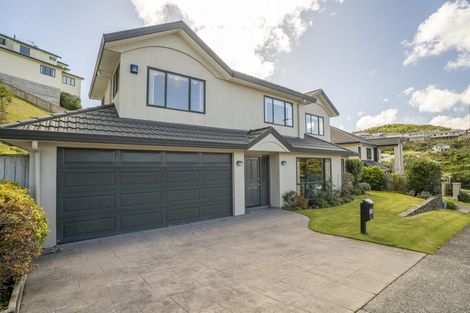 Photo of property in 4 Claverton Grove, Churton Park, Wellington, 6037