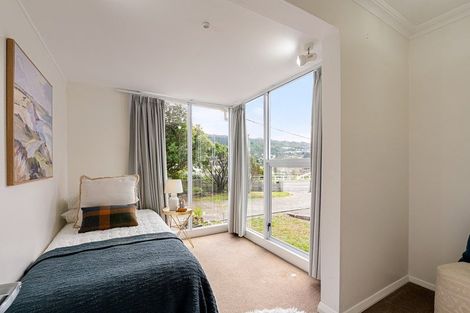 Photo of property in 6 Duncan Street, Tawa, Wellington, 5028