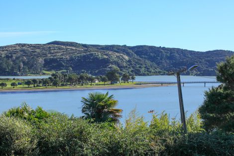 Photo of property in 26 Wainui Road, Raglan, 3225
