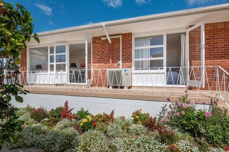 Photo of property in 3/5 Onepoto Road, Hauraki, Auckland, 0622