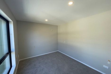 Photo of property in 3 Mark Edward Drive, Half Moon Bay, Auckland, 2012