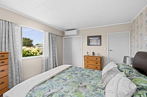 Photo of property in 2/1a Forward Street, Greenmeadows, Napier, 4112