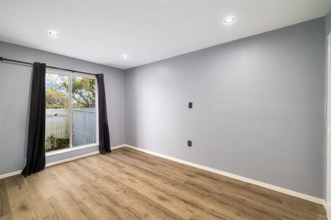 Photo of property in 5/137 Olliviers Road, Phillipstown, Christchurch, 8011