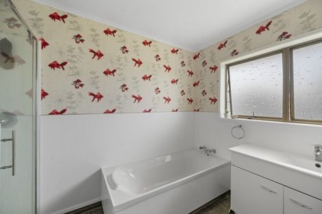 Photo of property in 2 Freyberg Avenue, Tamatea, Napier, 4112